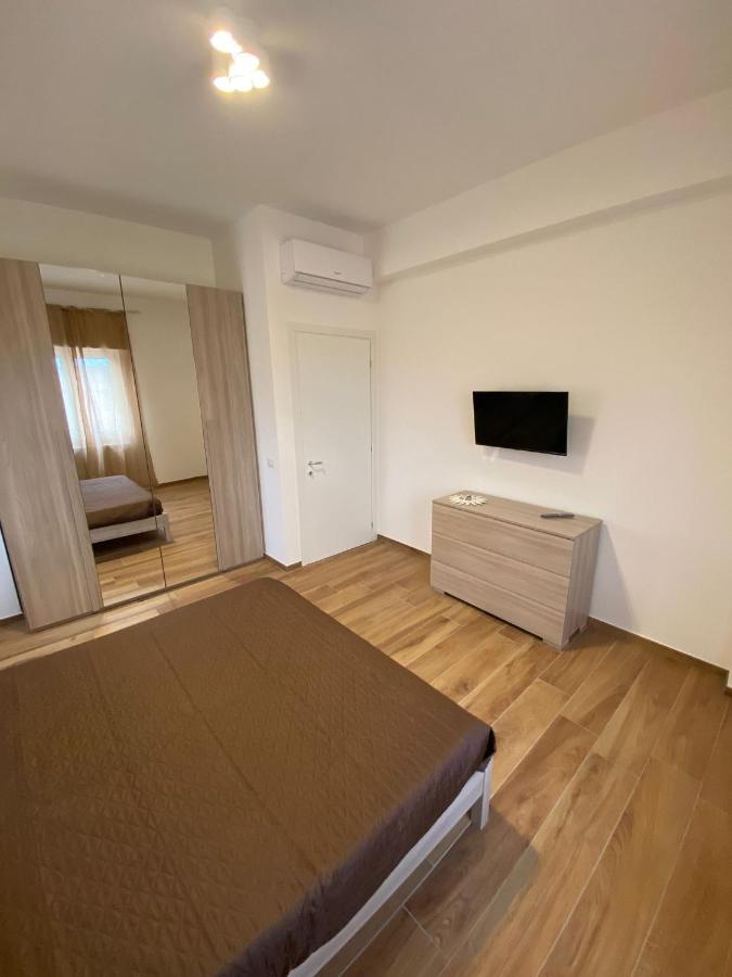 Apartamento Viriamo House ROMA Acilia Exterior foto