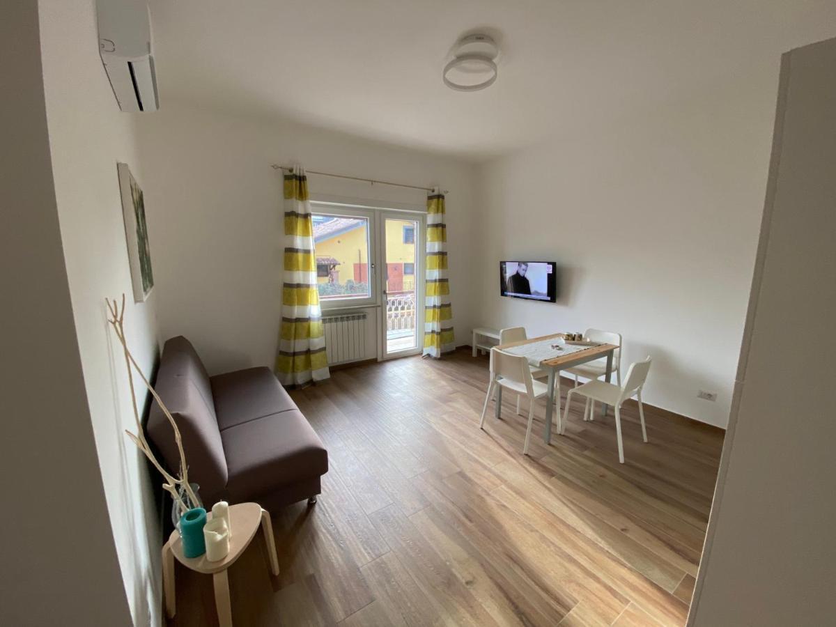 Apartamento Viriamo House ROMA Acilia Exterior foto