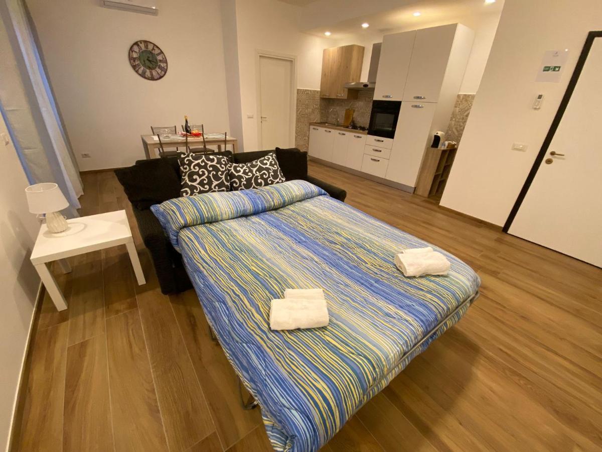 Apartamento Viriamo House ROMA Acilia Exterior foto