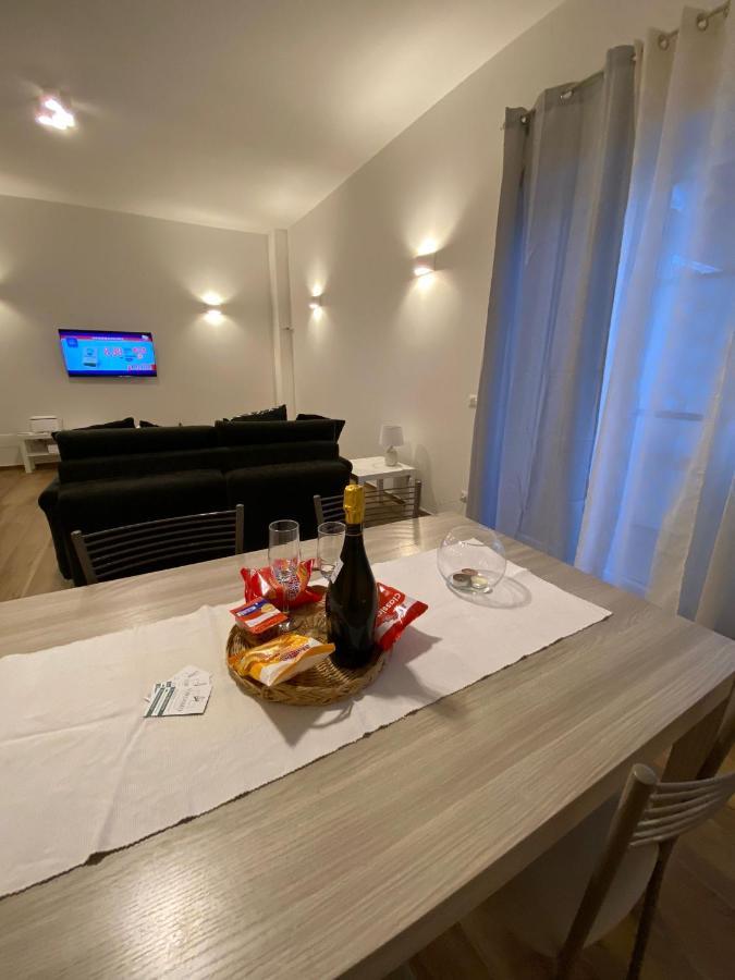 Apartamento Viriamo House ROMA Acilia Exterior foto