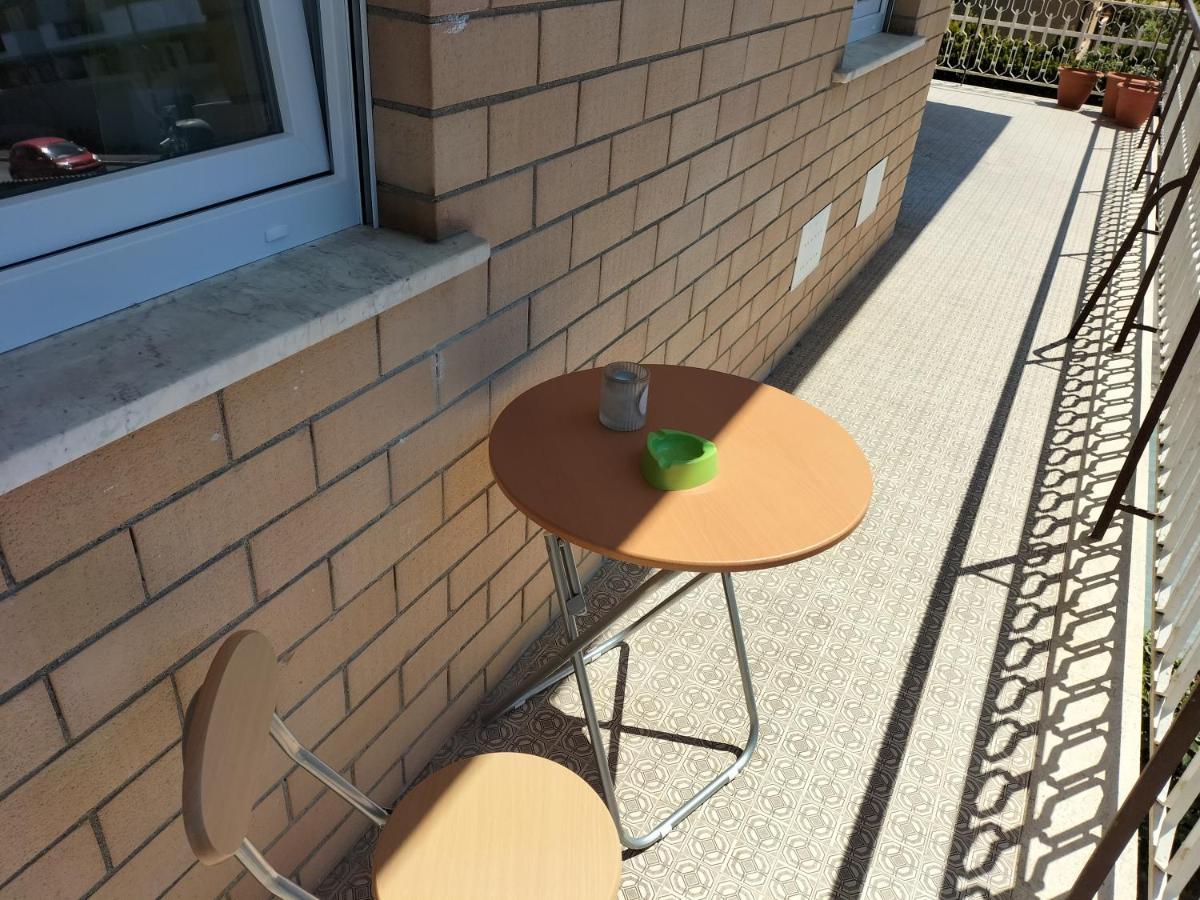 Apartamento Viriamo House ROMA Acilia Exterior foto